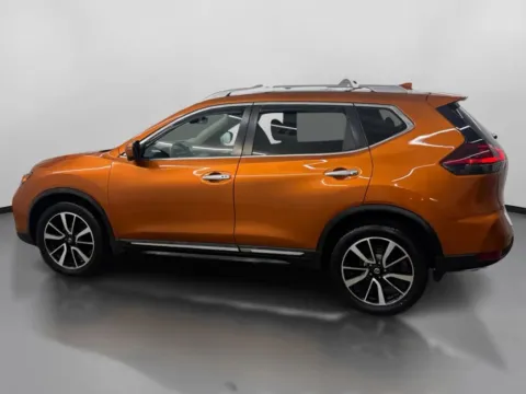 More photos of 2019 Nissan Rogue SL Sport Utility 4D at DriveMax (Auto Center Sales and Service), MA