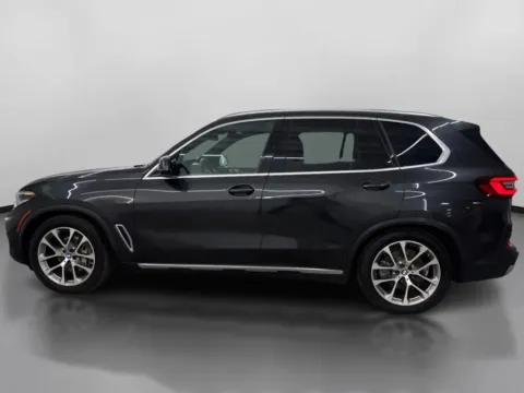 More photos of 2020 BMW X5 xDrive40i Sport Utility 4D at DriveMax (Auto Center Sales and Service), MA