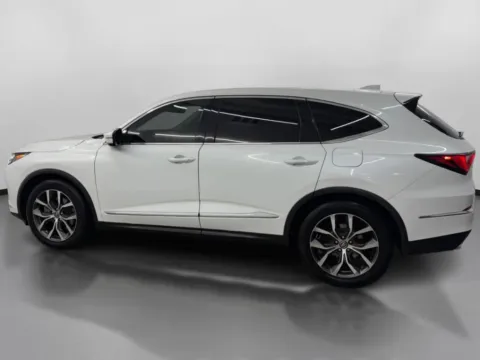 More photos of 2022 Acura MDX SH-AWD w/Technology Pkg Sport Utility 4D at DriveMax (Auto Center Sales and Service), MA