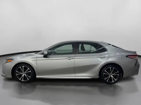More photos of 2020 Toyota Camry SE Sedan 4D at DriveMax (Auto Center Sales and Service), MA