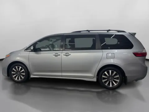 More photos of 2018 Toyota Sienna Limited Premium Minivan 4D at DriveMax (Auto Center Sales and Service), MA