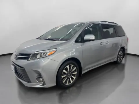 More photos of 2018 Toyota Sienna Limited Premium Minivan 4D at DriveMax (Auto Center Sales and Service), MA
