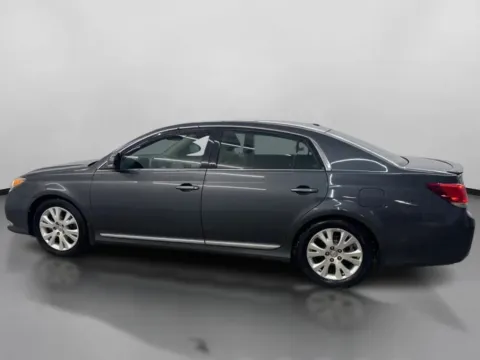 More photos of 2011 Toyota Avalon Sedan 4D at DriveMax (Auto Center Sales and Service), MA