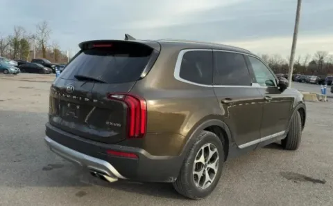 Photos of 2020 Kia Telluride EX Sport Utility 4D for sale in West Bridgewater, MA at DriveMax (Auto Center Sales and Service)