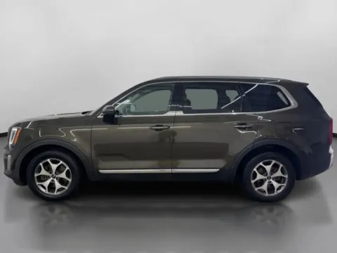 More photos of 2020 Kia Telluride EX Sport Utility 4D at DriveMax (Auto Center Sales and Service), MA