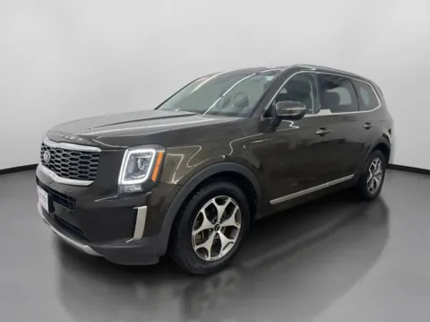 More photos of 2020 Kia Telluride EX Sport Utility 4D at DriveMax (Auto Center Sales and Service), MA