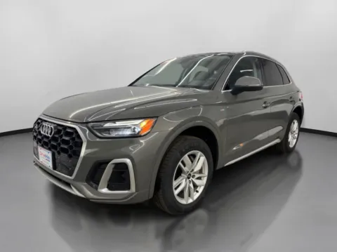More photos of 2023 Audi Q5 45 TFSI S line Premium Sport Utility 4D at DriveMax (Auto Center Sales and Service), MA