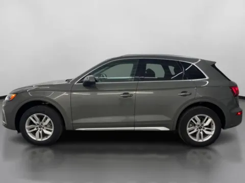 More photos of 2023 Audi Q5 45 TFSI S line Premium Sport Utility 4D at DriveMax (Auto Center Sales and Service), MA