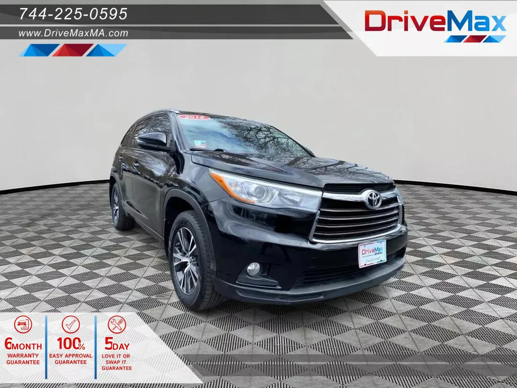 Used 2016 Toyota Highlander XLE Sport Utility 4D for sale in West ...
