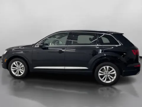 More photos of 2017 Audi Q7 3.0T Premium Plus Sport Utility 4D at DriveMax (Auto Center Sales and Service), MA