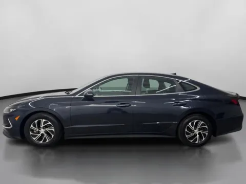 More photos of 2021 Hyundai Sonata Hybrid Blue Sedan 4D at DriveMax (Auto Center Sales and Service), MA