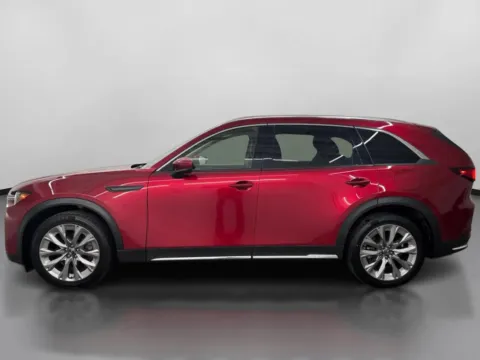 More photos of 2024 MAZDA CX-90 3.3 Turbo Premium Sport Utility 4D at DriveMax (Auto Center Sales and Service), MA