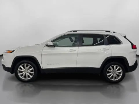 More photos of 2017 Jeep Cherokee Limited Sport Utility 4D at DriveMax (Auto Center Sales and Service), MA