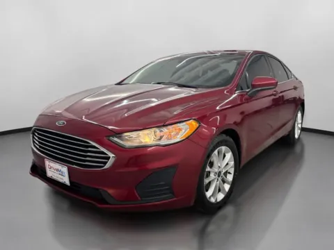 More photos of 2019 Ford Fusion SE Sedan 4D at DriveMax (Auto Center Sales and Service), MA