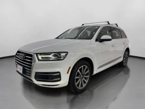 More photos of 2018 Audi Q7 2.0T Premium Plus Sport Utility 4D at DriveMax (Auto Center Sales and Service), MA