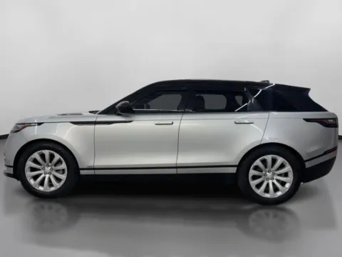 More photos of 2018 Land Rover Range Rover Velar R-Dynamic SE Sport Utility 4D at DriveMax (Auto Center Sales and Service), MA