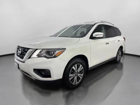 More photos of 2020 Nissan Pathfinder SV Sport Utility 4D at DriveMax (Auto Center Sales and Service), MA