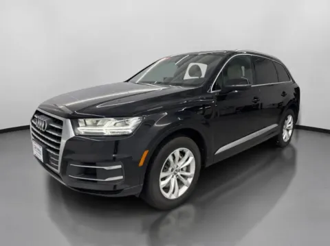 More photos of 2017 Audi Q7 3.0T Premium Plus Sport Utility 4D at DriveMax (Auto Center Sales and Service), MA