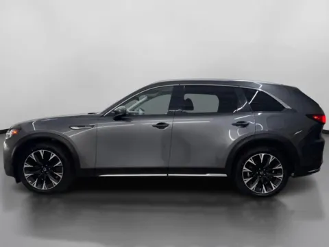 More photos of 2024 MAZDA CX-90 PHEV Premium Sport Utility 4D at DriveMax (Auto Center Sales and Service), MA