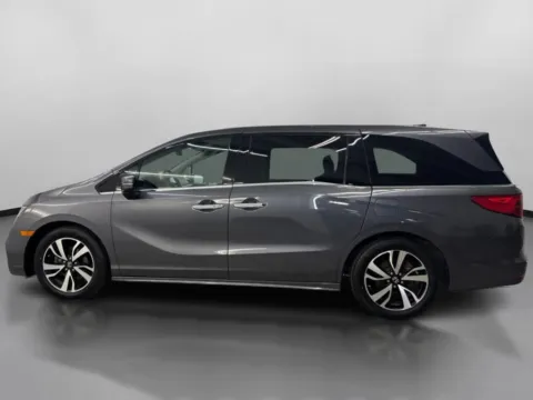 More photos of 2020 Honda Odyssey Elite Minivan 4D at DriveMax (Auto Center Sales and Service), MA