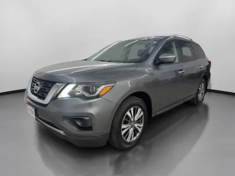 More photos of 2019 Nissan Pathfinder S Sport Utility 4D at DriveMax (Auto Center Sales and Service), MA