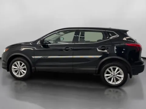 More photos of 2019 Nissan Rogue Sport S Sport Utility 4D at DriveMax (Auto Center Sales and Service), MA