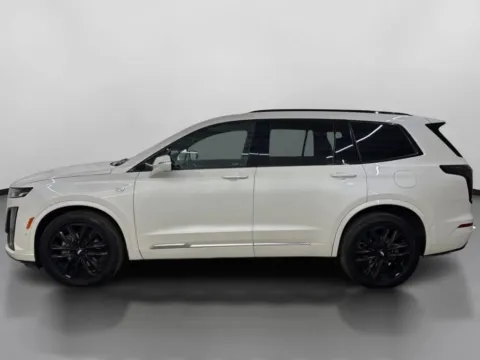 More photos of 2021 Cadillac XT6 Sport SUV 4D at DriveMax (Auto Center Sales and Service), MA