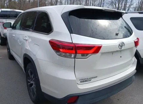 Photos of 2018 Toyota Highlander LE Sport Utility 4D for sale in West Bridgewater, MA at DriveMax (Auto Center Sales and Service)