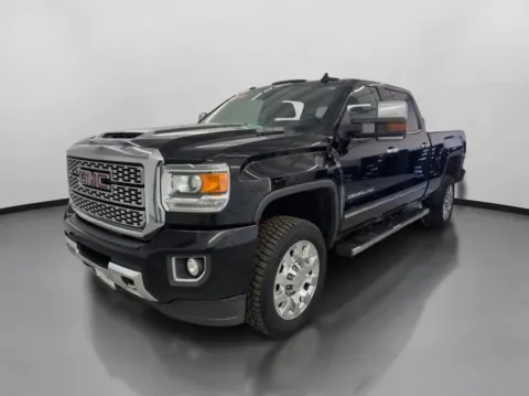 More photos of 2019 GMC Sierra 2500 HD Crew Cab Denali Pickup 4D 6 1/2 ft at DriveMax (Auto Center Sales and Service), MA