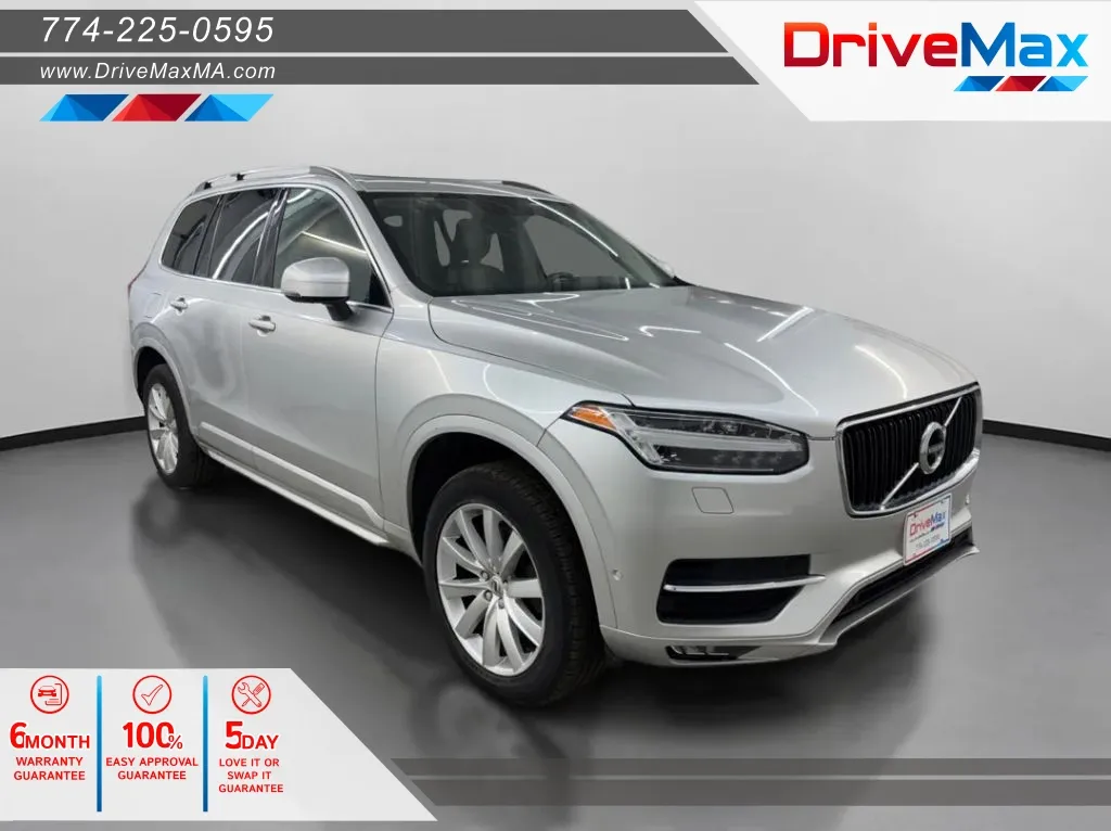 2018 Volvo XC90 T6 AWD Momentum's photo
