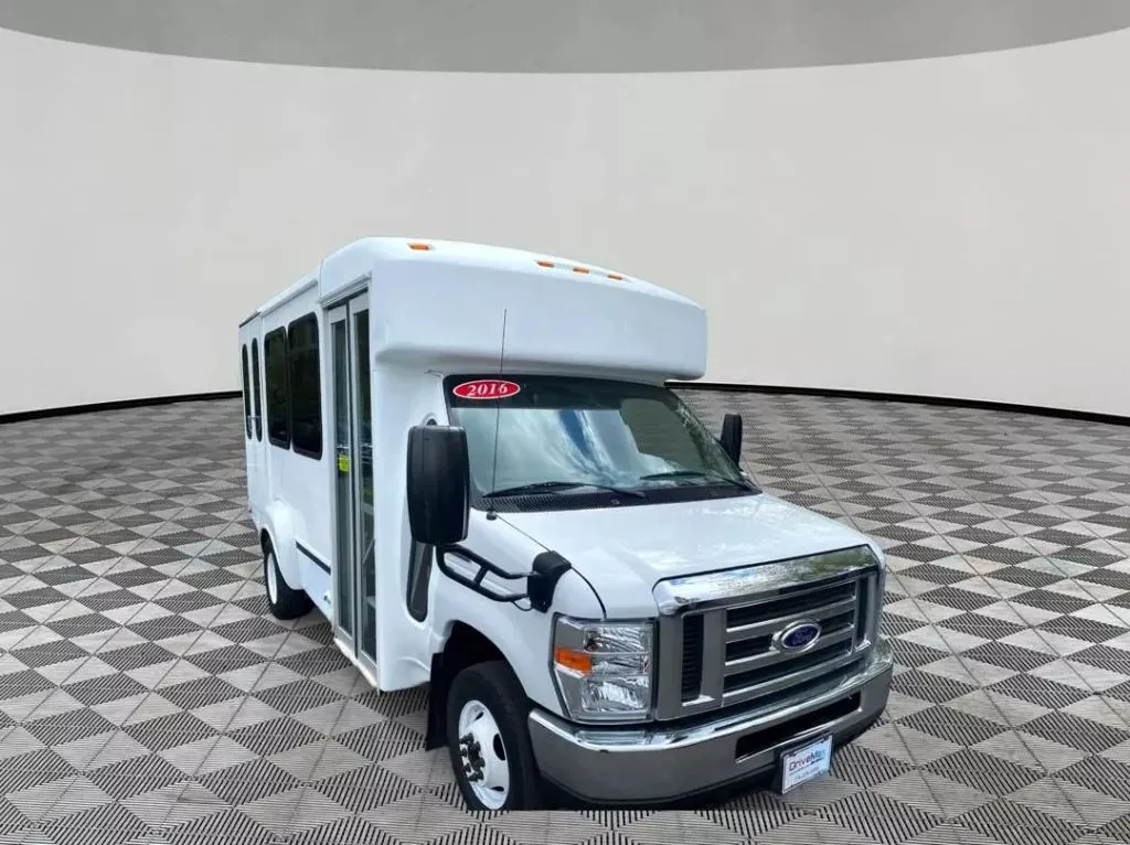 Super Duty Ford Cutaway Van For Sale Near Me Econoline E350 Super