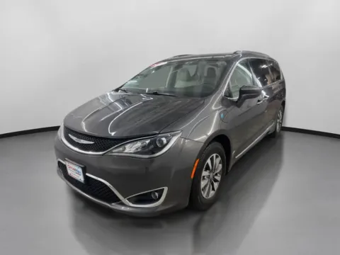 More photos of 2020 Chrysler Pacifica Hybrid Touring L Van 4D at DriveMax (Auto Center Sales and Service), MA
