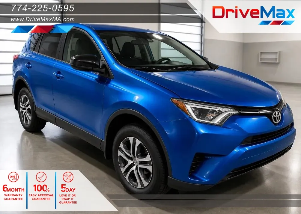 2018 Toyota RAV4 LE AWD's photo