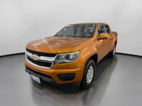 More photos of 2017 Chevrolet Colorado Crew Cab Work Truck Pickup 4D 5 ft at DriveMax (Auto Center Sales and Service), MA