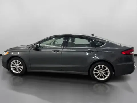 More photos of 2020 Ford Fusion SE Sedan 4D at DriveMax (Auto Center Sales and Service), MA
