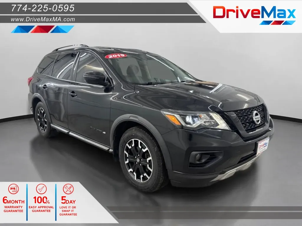 2019 Nissan Pathfinder SV Sport Utility 4D