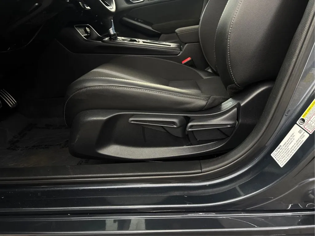2025 Honda Civic Hatchback Sport - Photo 24