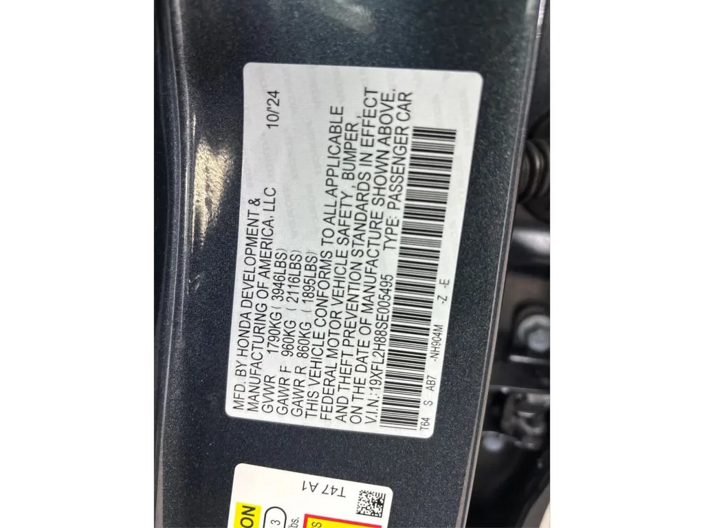 2025 Honda Civic Hatchback Sport - Photo 27