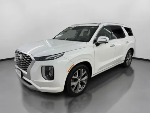 More photos of 2021 Hyundai Palisade Limited Sport Utility 4D at DriveMax (Auto Center Sales and Service), MA