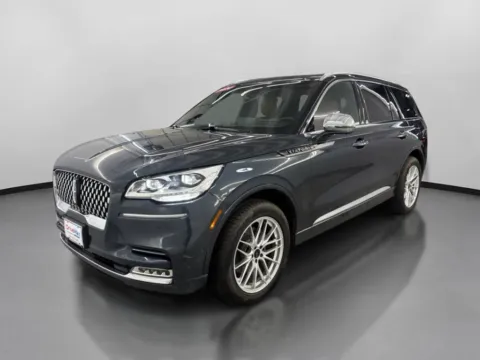 More photos of 2020 Lincoln Aviator Black Label Sport Utility 4D at DriveMax (Auto Center Sales and Service), MA