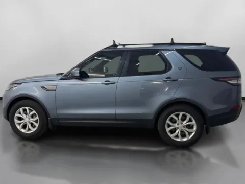 More photos of 2019 Land Rover Discovery SE Sport Utility 4D at DriveMax (Auto Center Sales and Service), MA