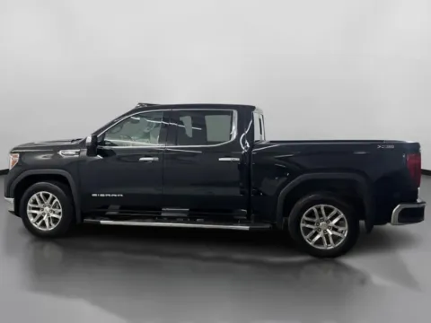 More photos of 2022 GMC Sierra 1500 Limited Crew Cab SLT Pickup 4D 5 3/4 ft at DriveMax (Auto Center Sales and Service), MA