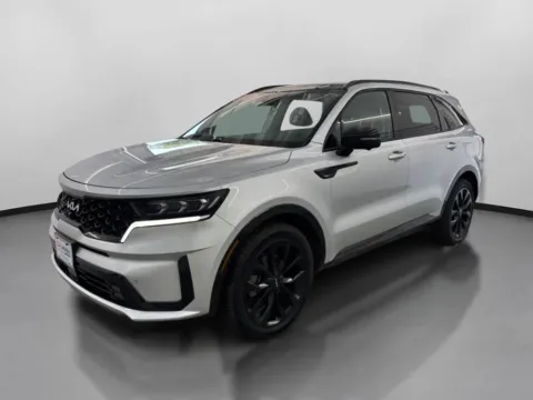 More photos of 2022 Kia Sorento SX-Prestige Sport Utility 4D at DriveMax (Auto Center Sales and Service), MA