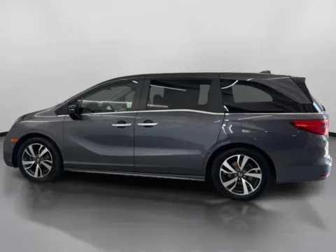 More photos of 2023 Honda Odyssey Touring Minivan 4D at DriveMax (Auto Center Sales and Service), MA