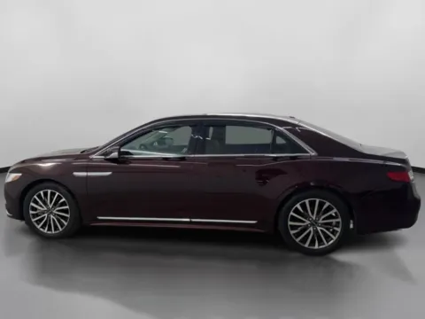 More photos of 2017 Lincoln Continental Select Sedan 4D at DriveMax (Auto Center Sales and Service), MA