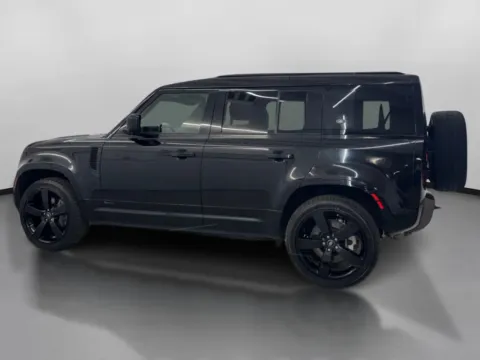 More photos of 2021 Land Rover Defender 110 X-Dynamic SE Sport Utility 4D at DriveMax (Auto Center Sales and Service), MA