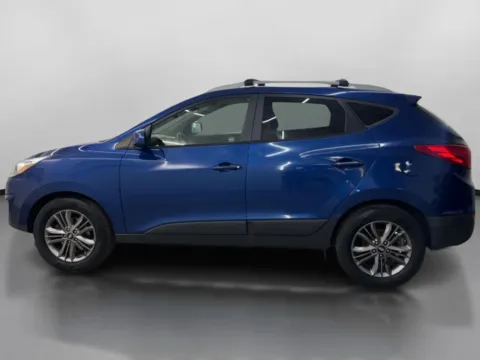 More photos of 2015 Hyundai Tucson SE Sport Utility 4D at DriveMax (Auto Center Sales and Service), MA