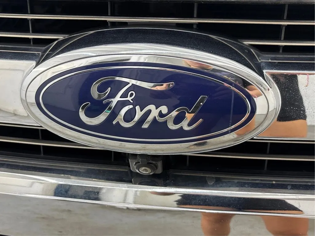 2016 Ford F-150 Lariat - Photo 32