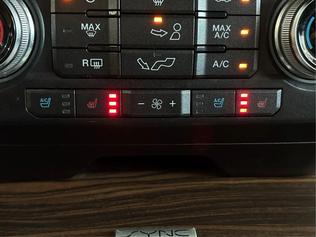 2016 Ford F-150 Lariat - Photo 41
