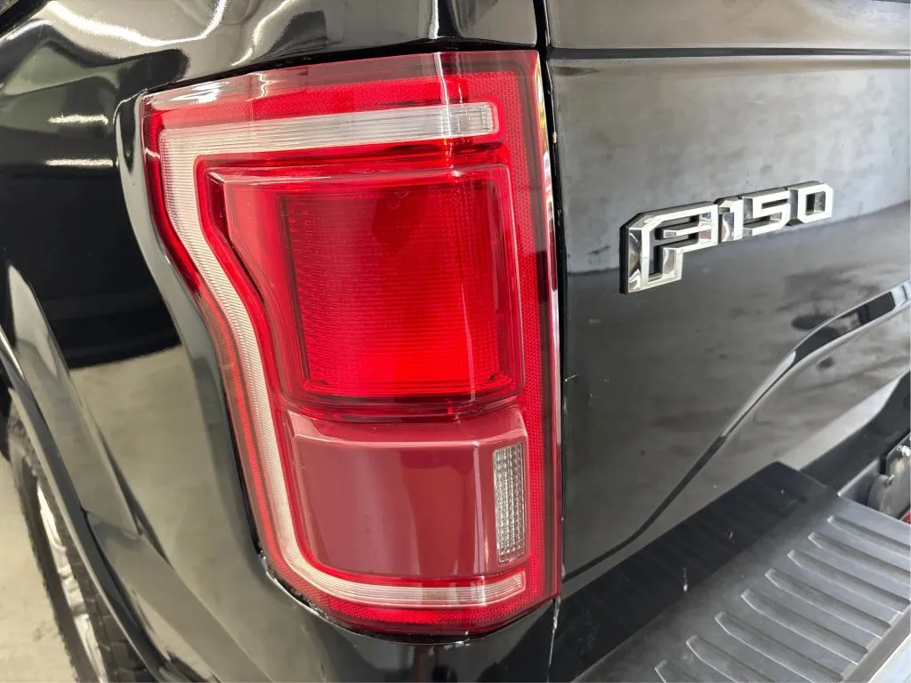 2016 Ford F-150 Lariat - Photo 31